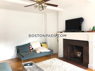 Brookline 4 Beds 2 Baths  North Brookline - $6,300