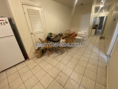 Mission Hill 3 Beds 1 Bath Boston - $4,100