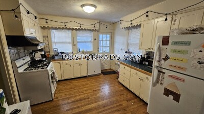 Brighton 6 Beds 3 Baths Boston - $10,500