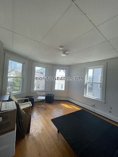 Cambridge 3 Beds 1 Bath  Inman Square - $3,900 50% Fee