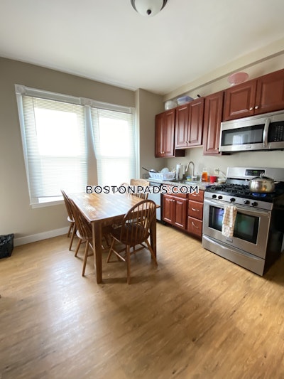 Mission Hill 4 Beds 1 Bath Boston - $6,400