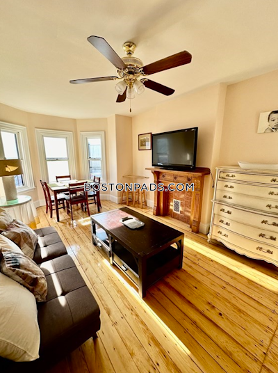 Back Bay 1 Bed 1 Bath Boston - $3,500