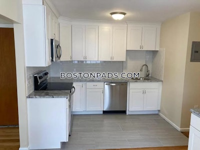 Roslindale 2 Beds 1 Bath Boston - $2,700