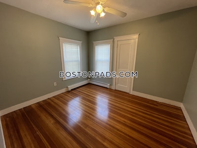 Medford 2 Beds 1 Bath  Tufts - $2,800