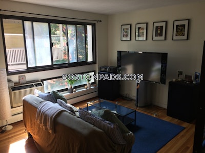 Cambridge 1 Bed 1 Bath  Harvard Square - $2,480