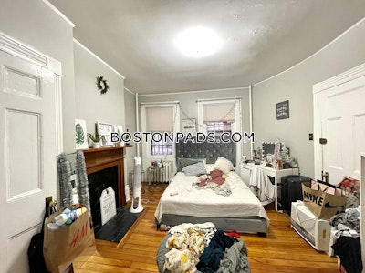 Beacon Hill 2 Beds 1 Bath Boston - $3,900 50% Fee