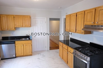 Dorchester/south Boston Border 4 Beds 1 Bath Boston - $4,200 No Fee