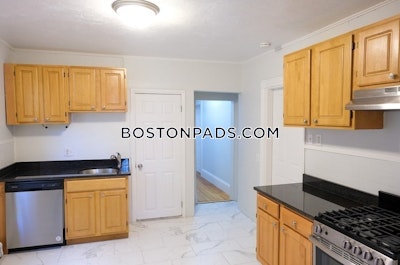 Dorchester/south Boston Border 4 Beds 1 Bath Boston - $4,200 No Fee