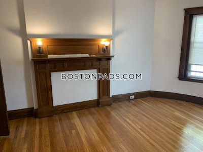 Allston 3 Beds 1.5 Baths Boston - $3,000 50% Fee