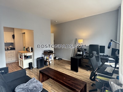 Beacon Hill 1 Bed 1 Bath Boston - $2,700 50% Fee