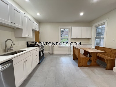 Allston Newly renovated 3.5 bed 1.5 bath available on Glenville Ave in Allston! Boston - $4,000