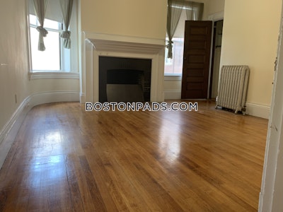 Cambridge 1 Bed 1 Bath  Harvard Square - $2,700 50% Fee