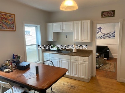 Somerville 4 Bed 1 Bath  Tufts - $5,600