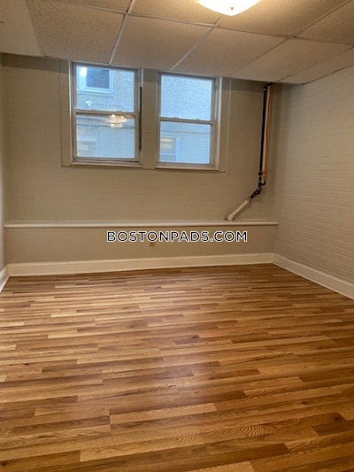 Allston 4 Bed 2 Bath BOSTON Boston - $4,800 No Fee