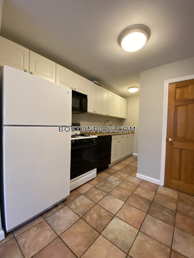 Cambridge 3 Bed 1 Bath CAMBRIDGE  Central Square/cambridgeport - $4,000 No Fee