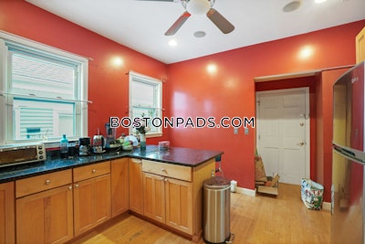 Mission Hill 4 Beds 1 Bath Boston - $6,800