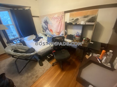 Somerville 4 Bed 1 Bath SOMERVILLE  Tufts - $3,900