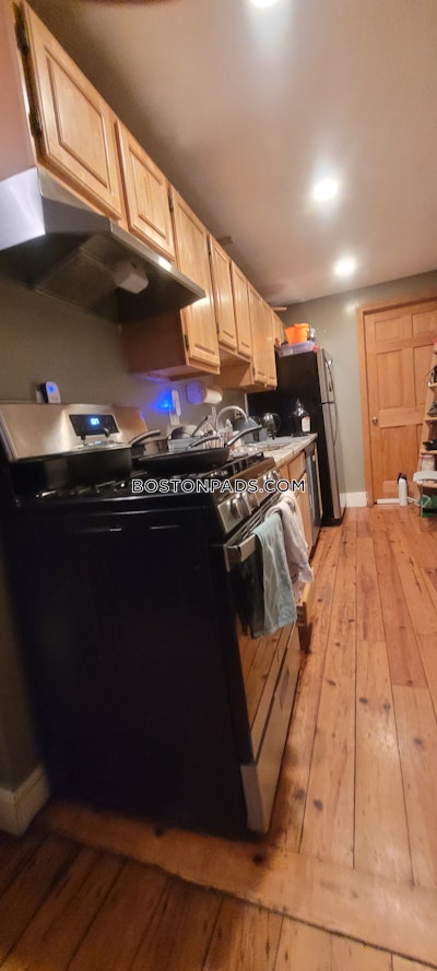 Mission Hill 5 Beds 2.5 Baths Boston - $9,000