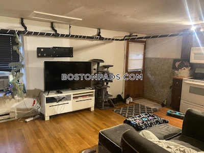 Mission Hill 1 Bed 1 Bath Boston - $1,950