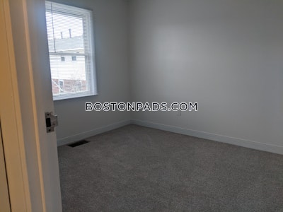 Roslindale Apartment for rent 3 Bedrooms 1 Bath Boston - $3,764