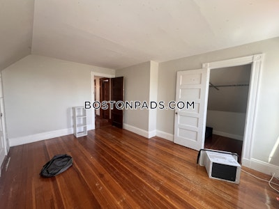 Somerville 6 Beds 2 Baths Somerville  Tufts - $7,000