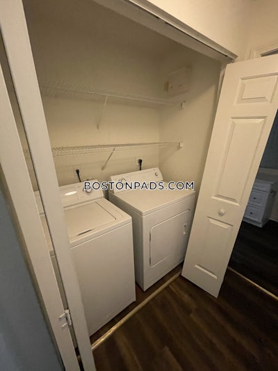 Saugus Apartment for rent 2 Bedrooms 2 Baths - $3,330 75% Fee