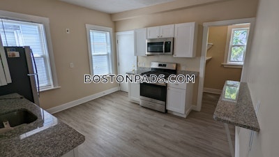 Dorchester 3 Beds 1 Bath Boston - $2,700 50% Fee