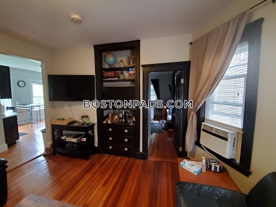 Dorchester 3 Beds 1 Bath Boston - $2,800 50% Fee