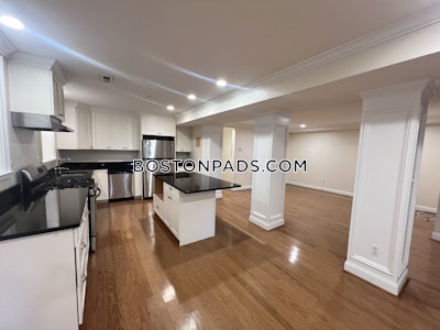 Brookline 2 Beds 2 Baths  Beaconsfield - $3,400