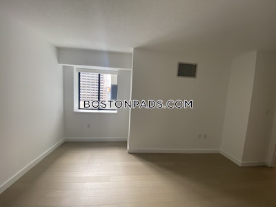 Downtown Financial District 1 bed and 1 bath Luxury Apartment Boston - $3,175 No Fee