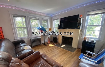 Brighton 3 Beds 1 Bath Boston - $6,200