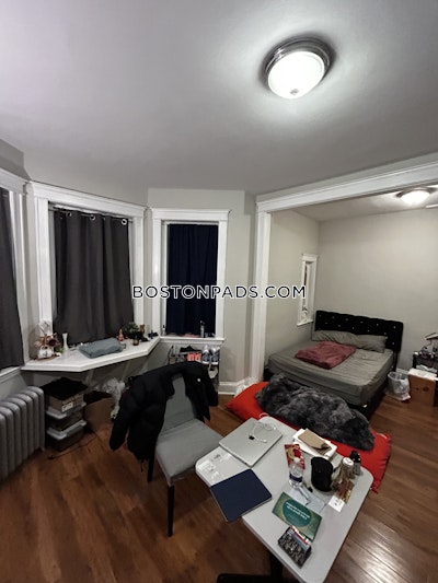 Allston Apartment for rent 2 Bedrooms 1 Bath Boston - $3,250 No Fee