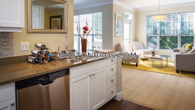 Waltham Apartment for rent 3 Bedrooms 1 Bath - $5,255