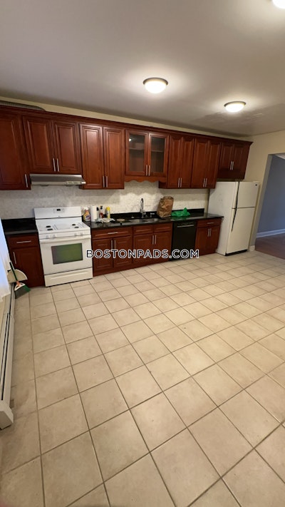 Brookline 2 Beds 1 Bath  Brookline Hills - $3,000 No Fee